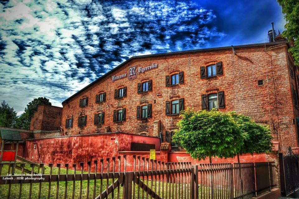Karczma Rycerska Lebork Apartment ภายนอก รูปภาพ