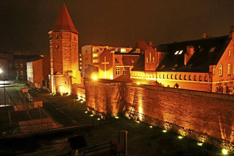 Karczma Rycerska Lebork Apartment ภายนอก รูปภาพ