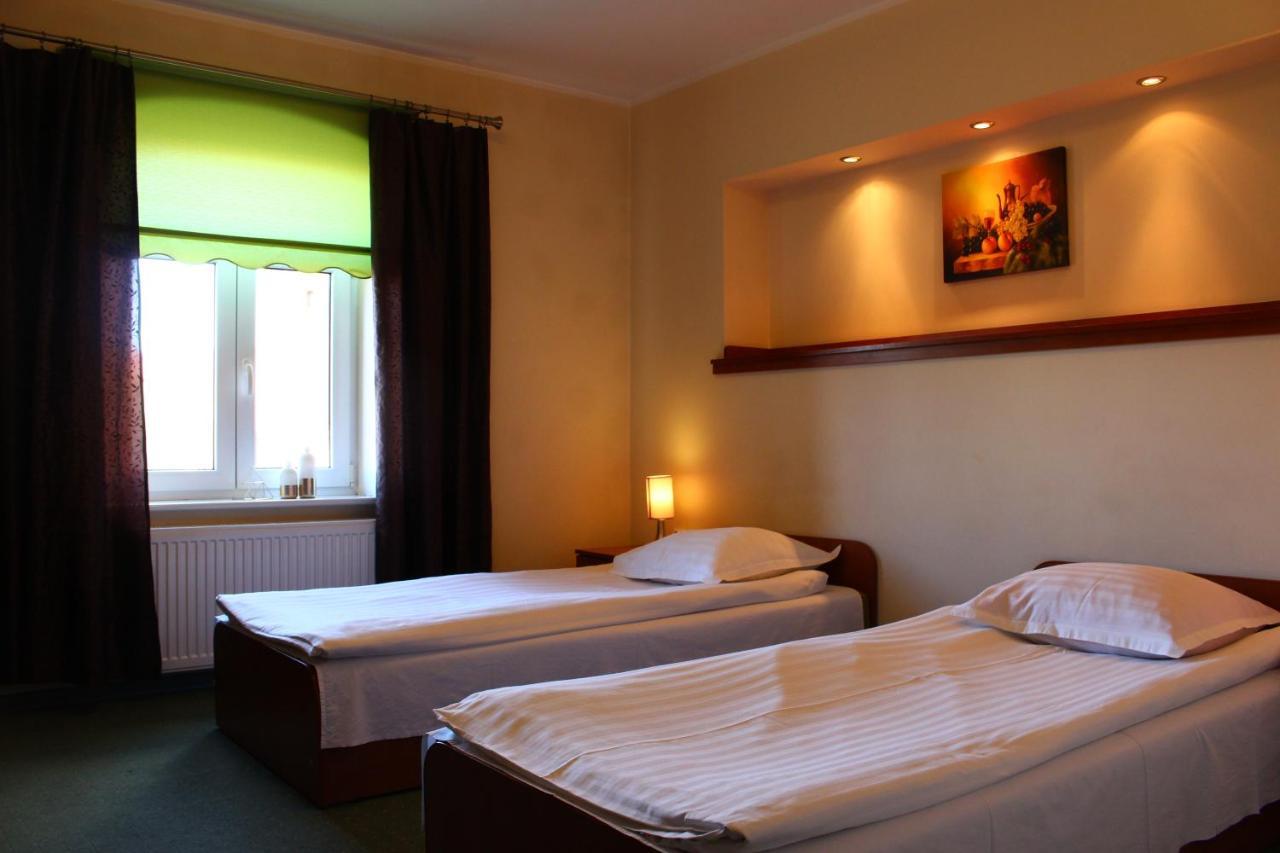 Karczma Rycerska Lebork Apartment ภายนอก รูปภาพ